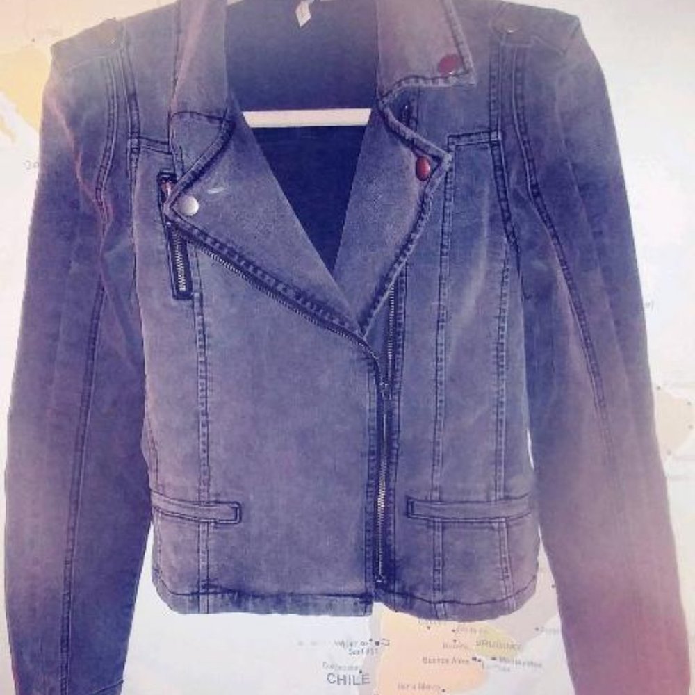 Frenchi denim zip up jacket, Size M